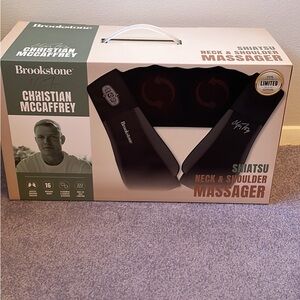 New Brookstone Shiatsu Neck & Shoulder Massager